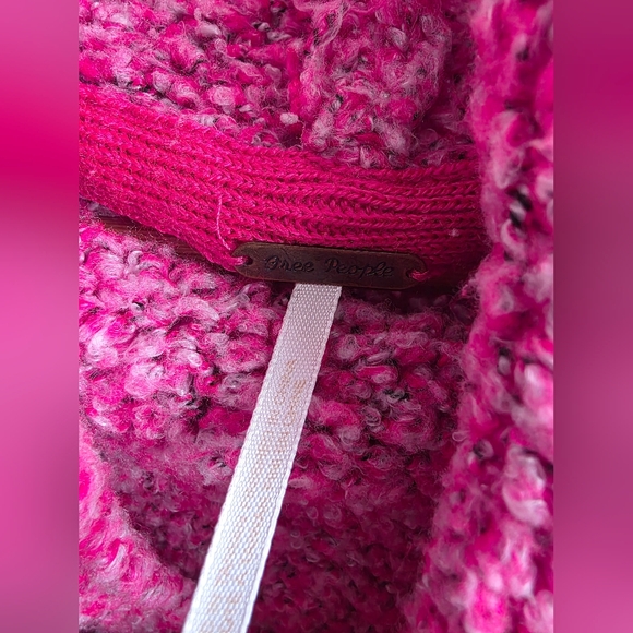 Free People Crop BFF Cowl Neck Sweater Pink Gray Sz S Oversized Slouchy - Picture 7 of 10